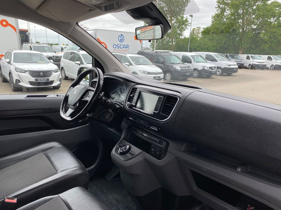 Peugeot Expert 2,0 BlueHDi 122 L3 Plus EAT8 Van