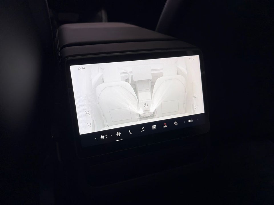 Tesla Model 3 Long Range RWD 4d