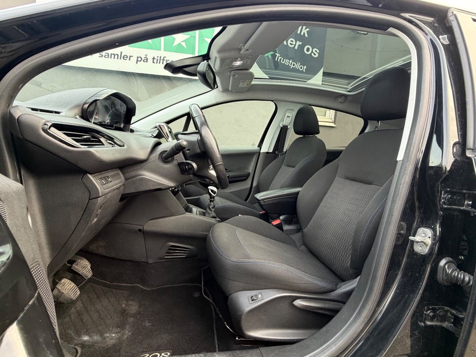 Peugeot 208 1,5 BlueHDi 100 Allure Sky 5d