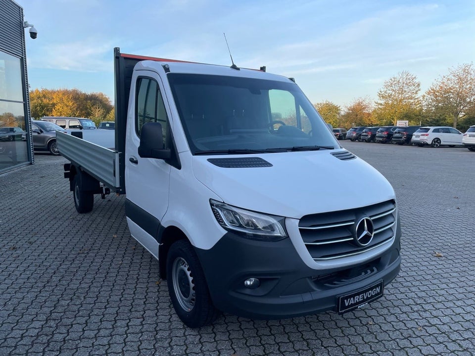 Mercedes Sprinter 319 2,0 CDi A3 Chassis aut. RWD 2d