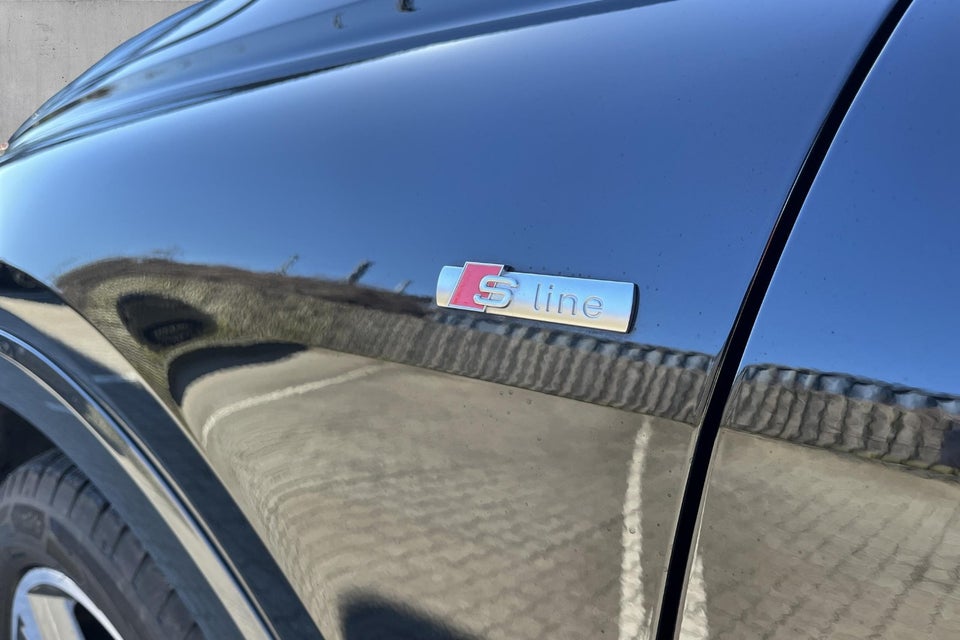 Audi Q4 e-tron 35  5d