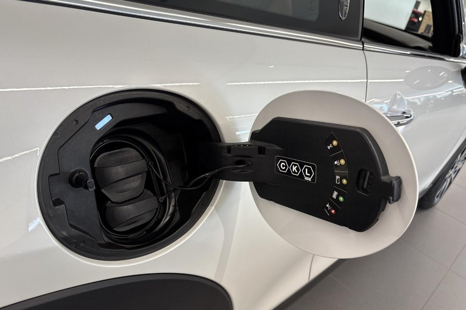 MINI Cooper SE Maximise 3d