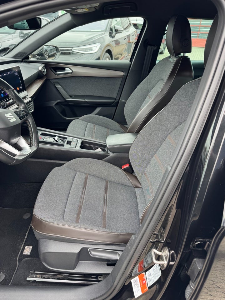 Seat Leon 2,0 TDi 150 Xcellence Sportstourer DSG Van 5d