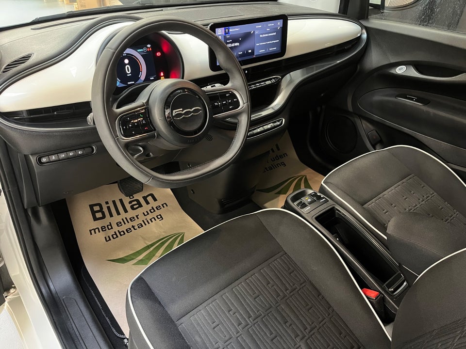 Fiat 500e 42 Icon 3d