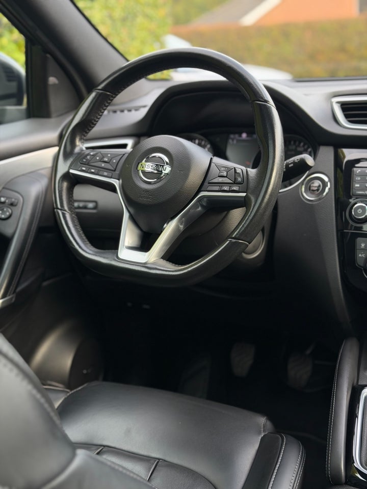 Nissan Qashqai 1,2 Dig-T 115 Tekna 5d