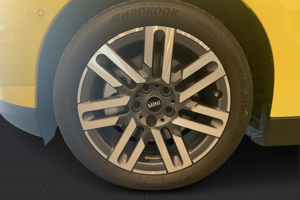 MINI Cooper E Classic Trim S 3d