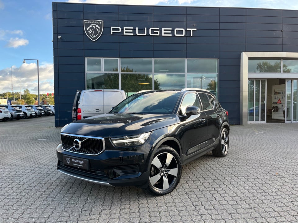 Volvo XC40 2,0 T4 190 Momentum aut. 5d