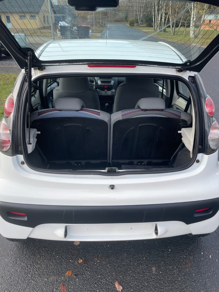 Citroën C1 1,0i Attraction 5d