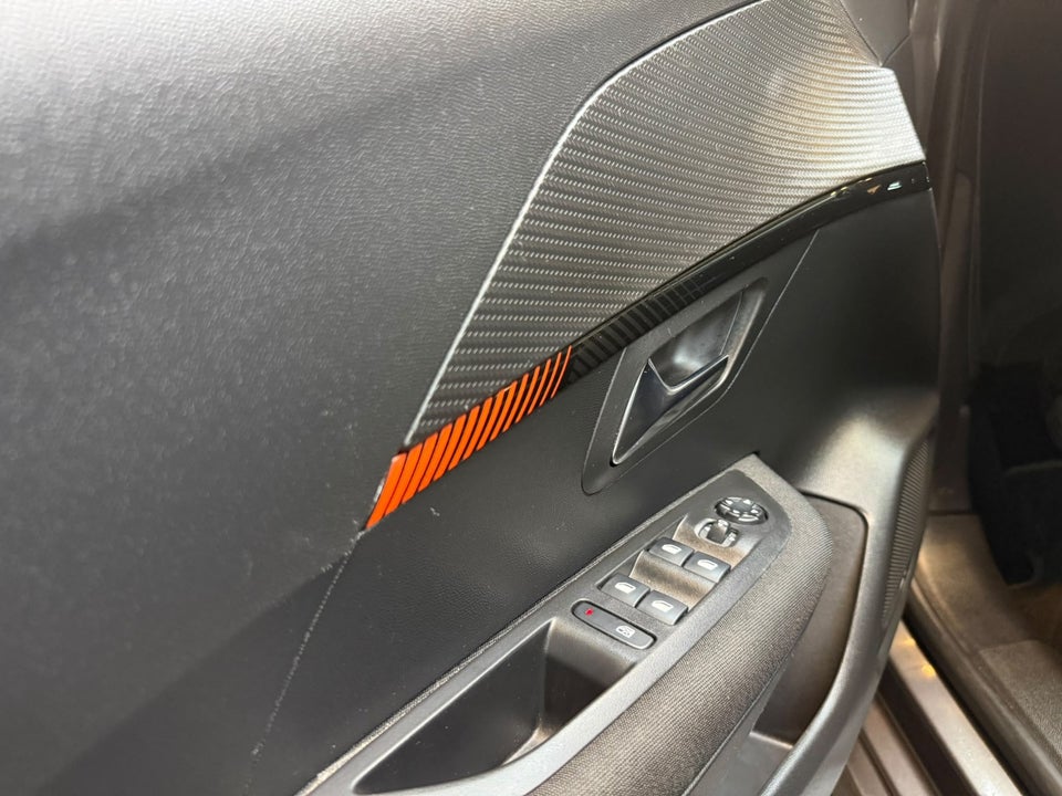 Peugeot 208 1,2 PureTech 75 Prime 5d
