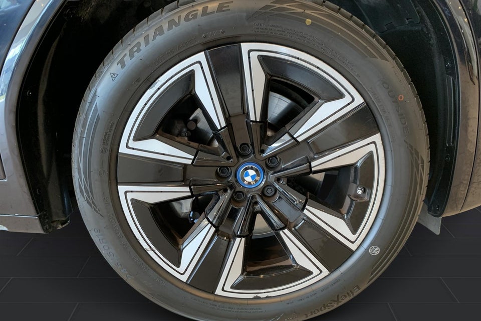 BMW iX3 Charged M-Sport 5d