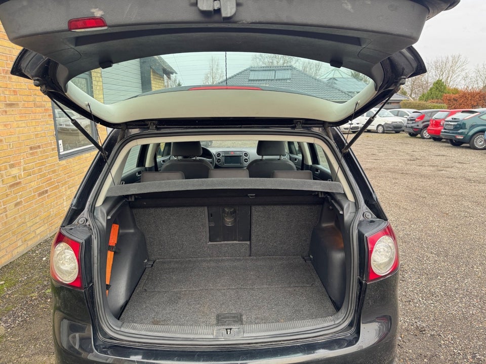 VW Golf Plus 1,6 Trendline 5d