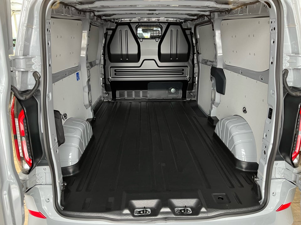 Ford E-Transit Custom 320L 64 Limited