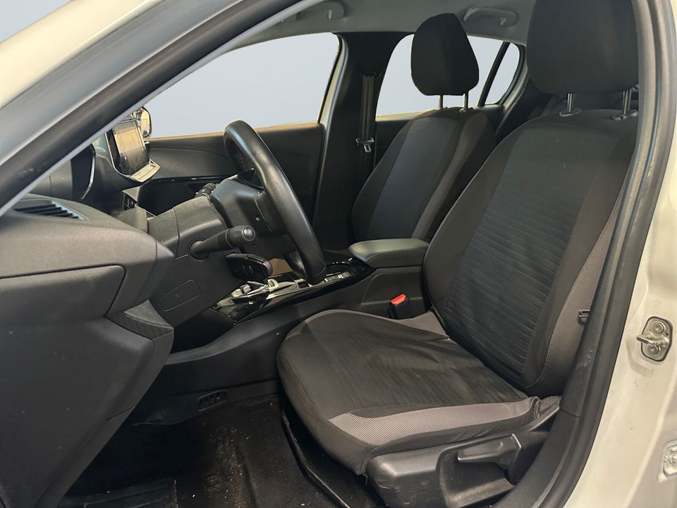 Peugeot e-208 50 Active 5d