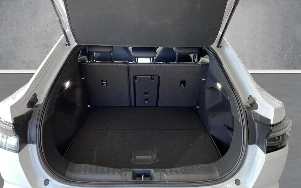 Ford Capri 77 Select Extended Range 5d