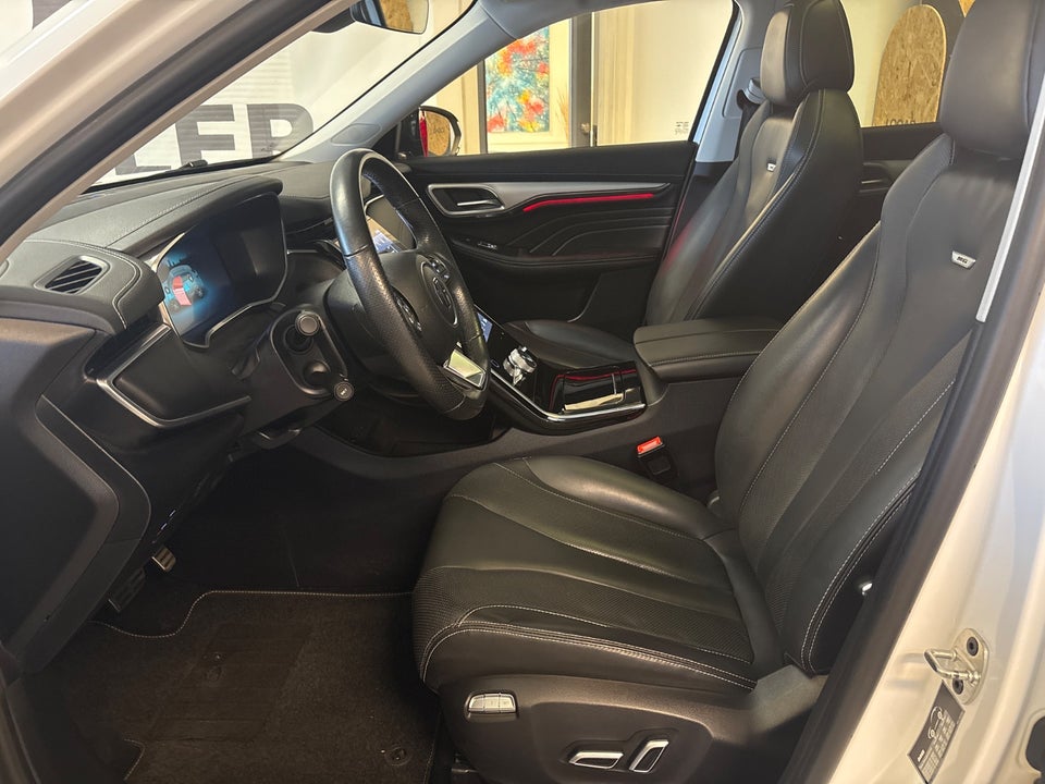 MG Marvel R Luxury 5d