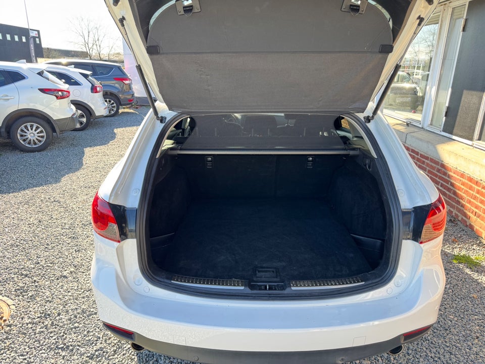 Mazda 6 2,2 SkyActiv-D 150 Vision stc. aut. 5d