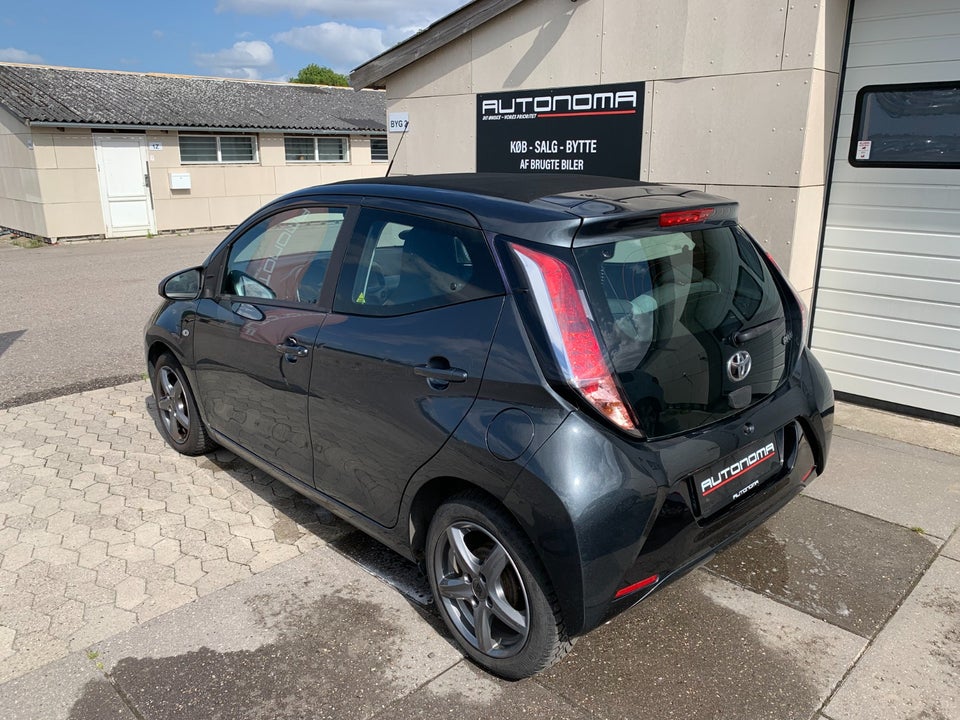 Toyota Aygo 1,0 VVT-i x-sky 5d