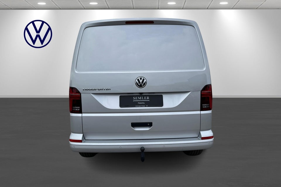 VW Transporter 2,0 TDi 150 Kassevogn DSG kort