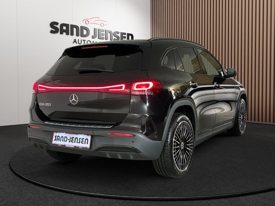 Mercedes EQA250 AMG Line 5d