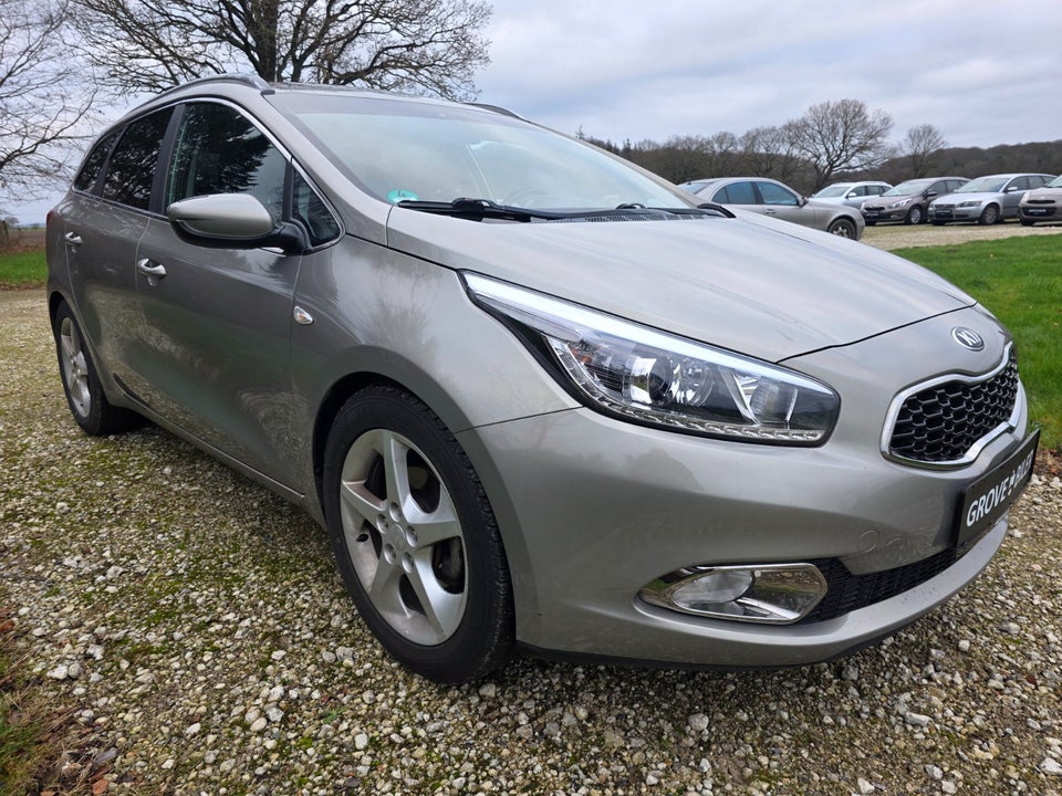 Kia Ceed 1,6 CRDi 128 World Cup SW 5d