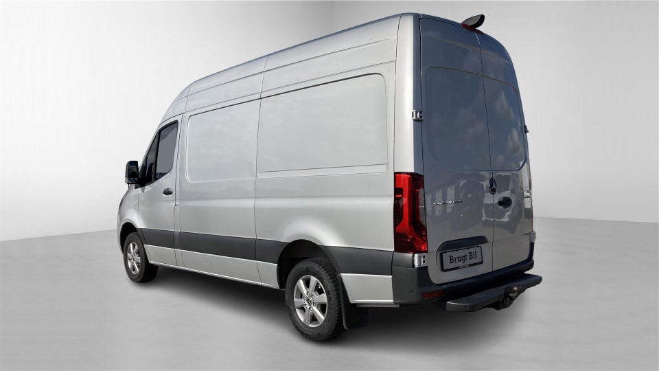 Mercedes Sprinter 317 2,0 CDi A2 Kassevogn aut. RWD