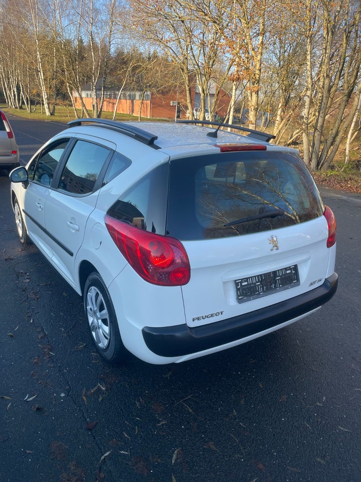 Peugeot 207 1,6 HDi 90 Comfort+ SW 5d