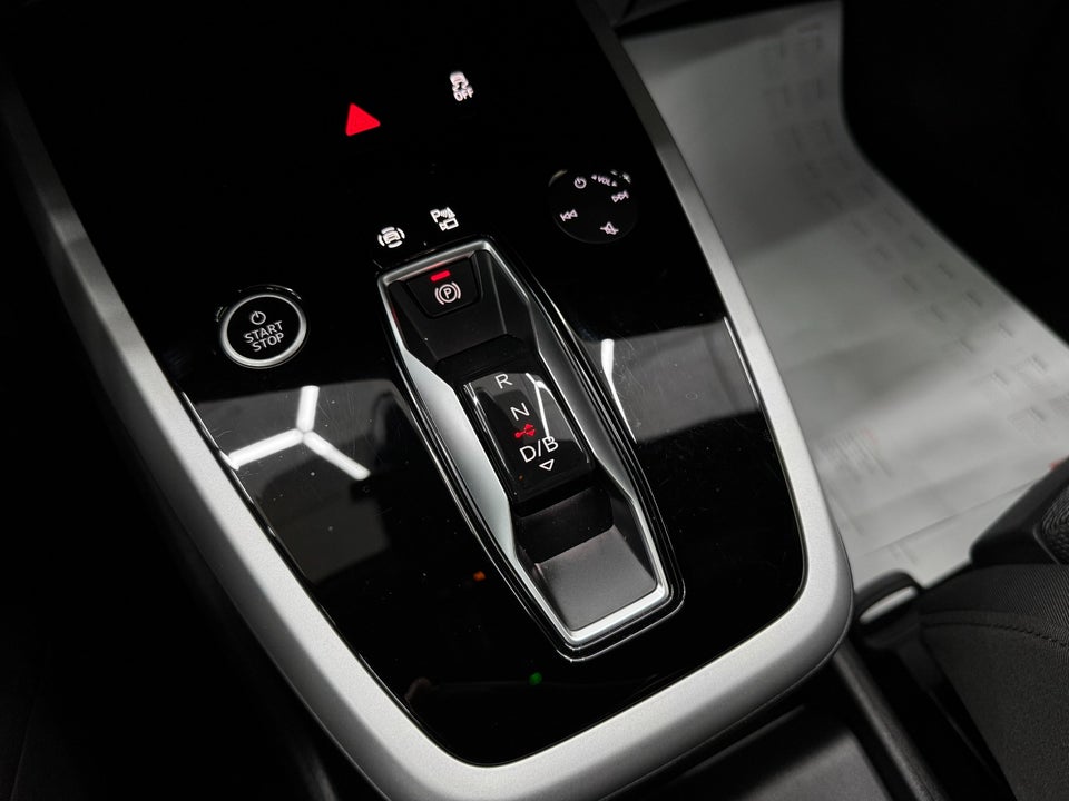 Audi Q4 e-tron 40 Advanced 5d