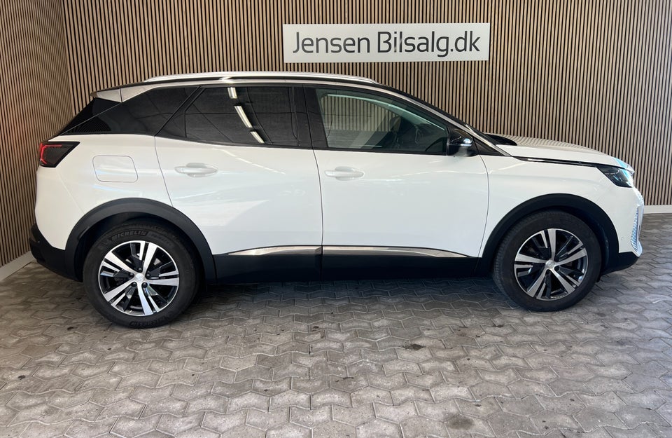 Peugeot 3008 1,5 BlueHDi First Selection EAT8 5d