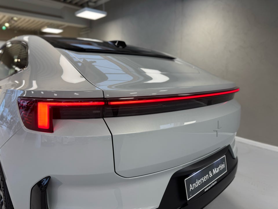 Polestar 4 Long Range AWD 5d