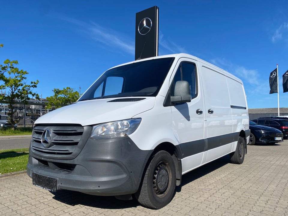 Mercedes Sprinter 319 3,0 CDi A2 Kassevogn aut. RWD