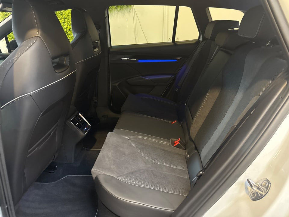 Skoda Enyaq 60 iV Sportline 5d