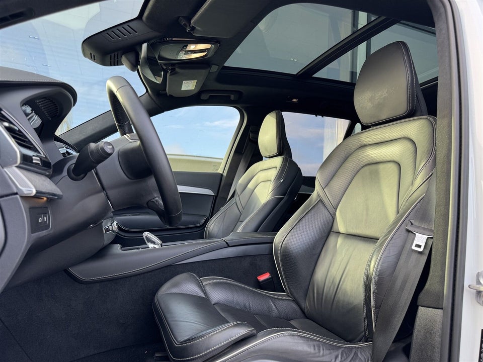 Volvo XC90 2,0 T8 ReCharge Ultimate Dark aut. AWD 7prs 5d