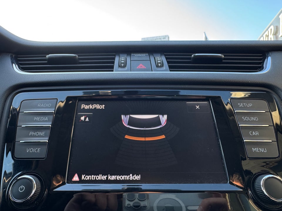 Skoda Octavia 1,6 TDi 110 Style Combi DSG 5d