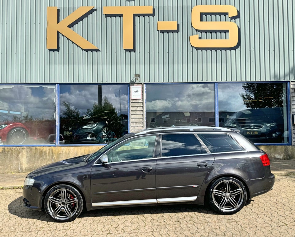 Audi A4 1,8 T 163 S-line Avant 5d