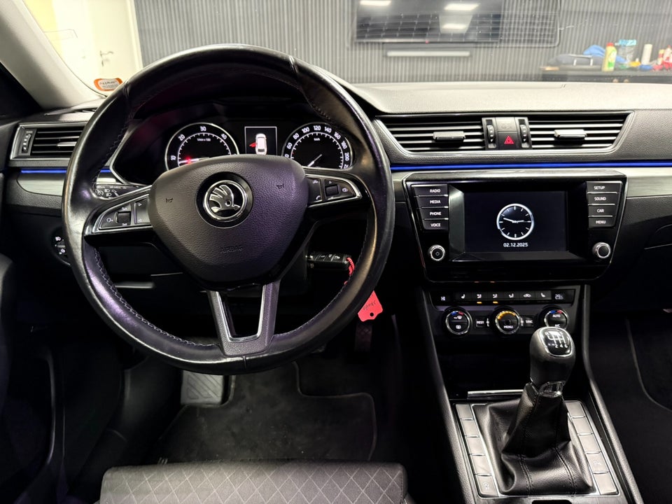 Skoda Superb 2,0 TDi 150 Ambition Combi 5d