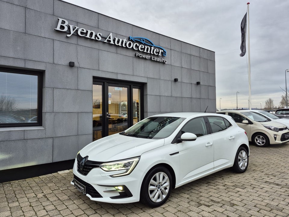Renault Megane IV 1,6 E-Tech Intens 5d