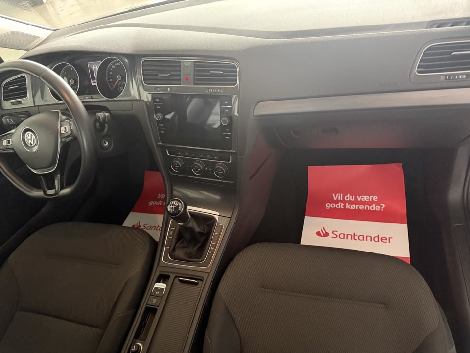 VW Golf VII 1,6 TDi 115 Comfortline Variant 5d