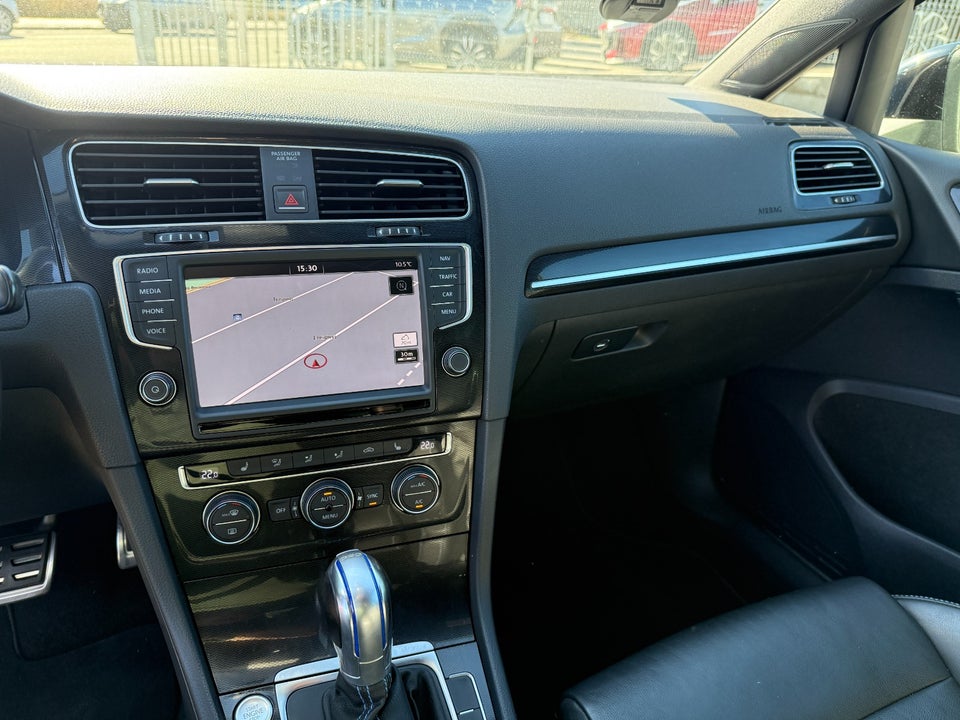 VW Golf VII 1,4 GTE Highline DSG 5d