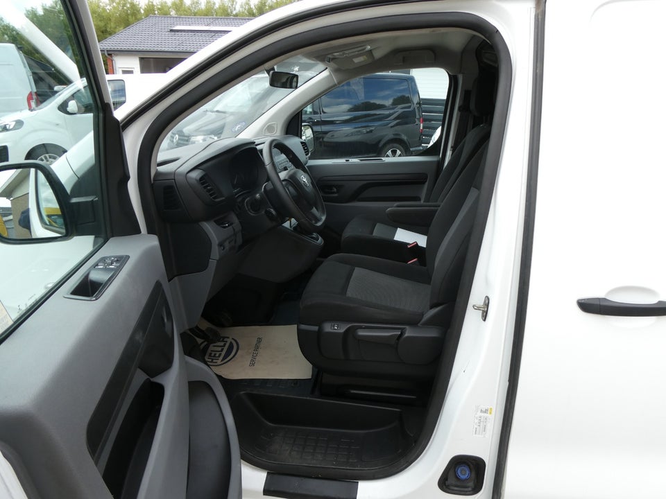 Toyota ProAce 2,0 D 120 Long Comfort 5d