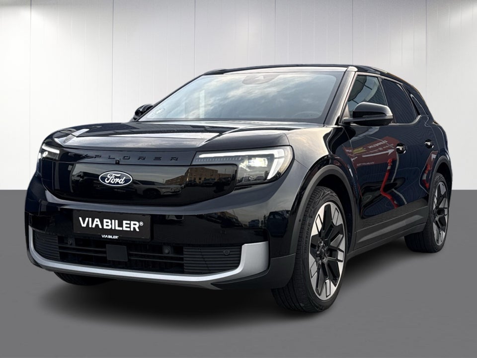 Ford Explorer 84 Premium Extended Range AWD 5d