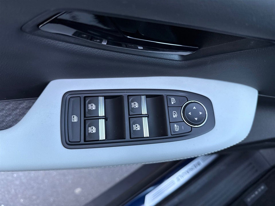 Renault Scenic E-Tech 87 Iconic 5d