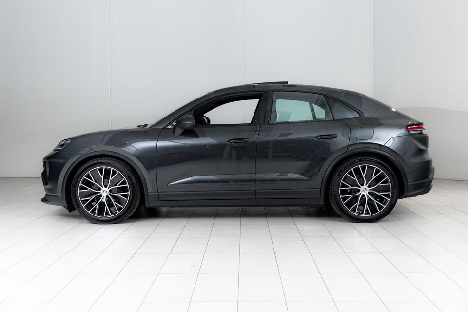 Porsche Macan 4 5d