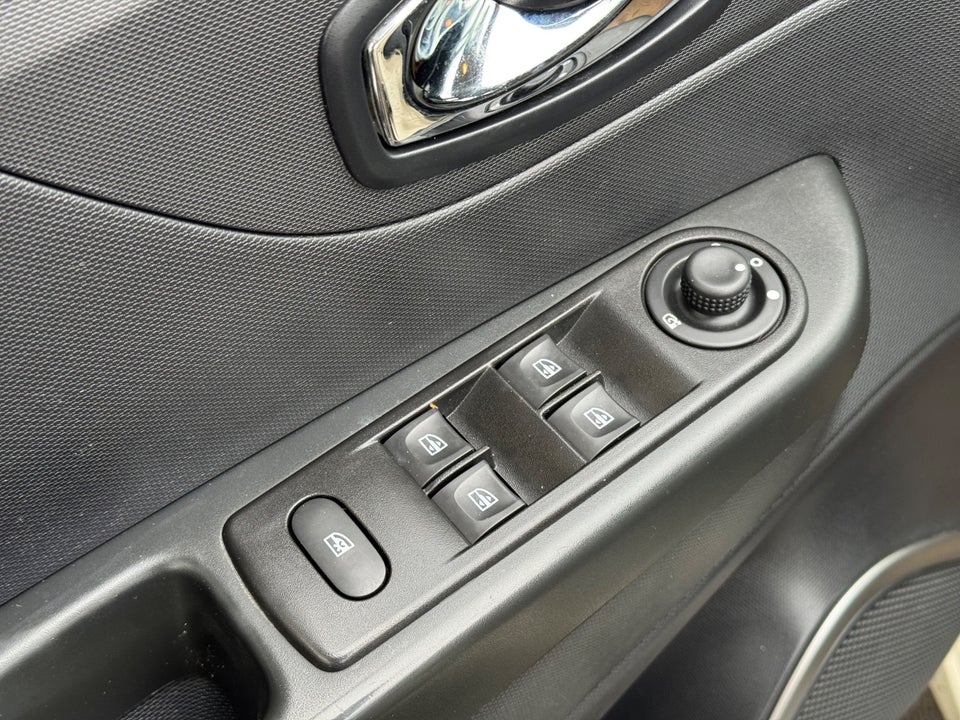 Renault Captur 0,9 TCe 90 Expression 5d