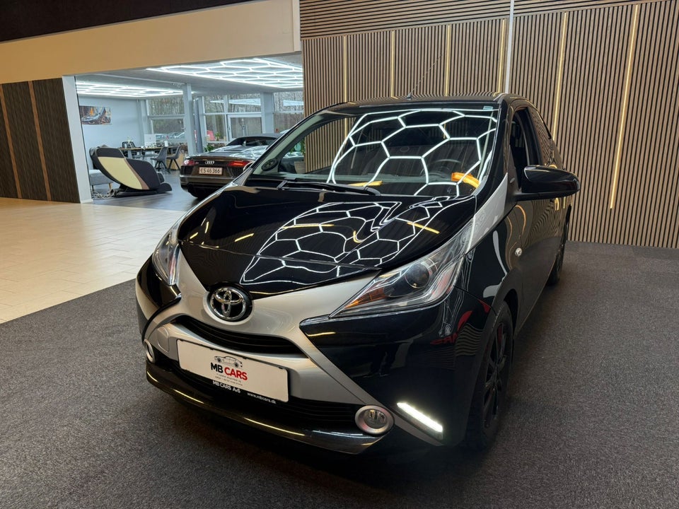 Toyota Aygo 1,0 VVT-i x-cellence 5d