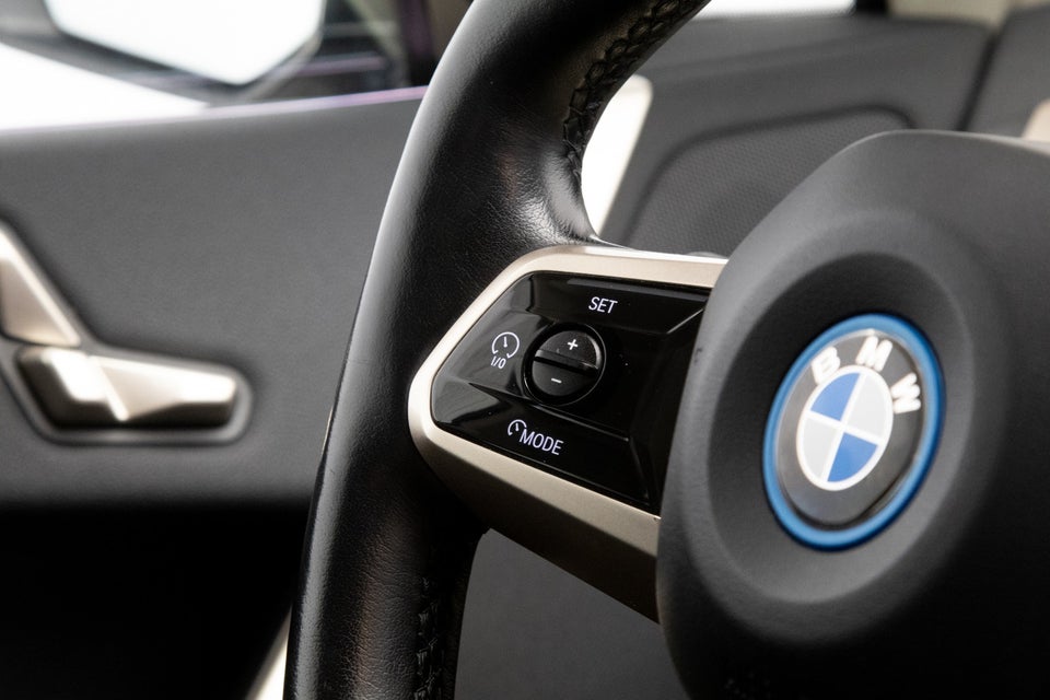 BMW iX xDrive40 Sport 5d