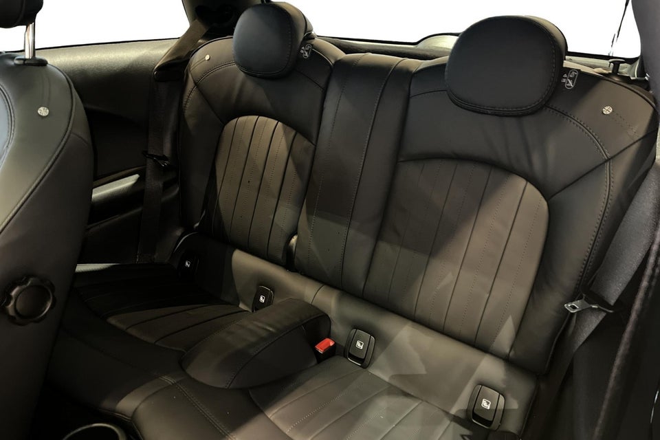 MINI Cooper SE Yours Trim 3d