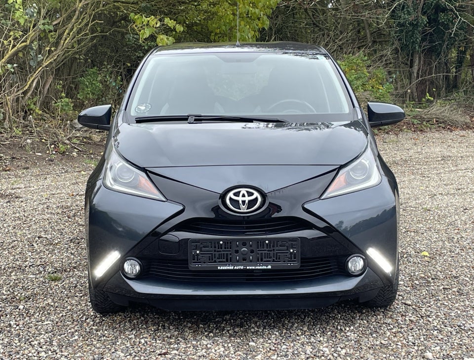 Toyota Aygo 1,0 VVT-i x-touch 5d