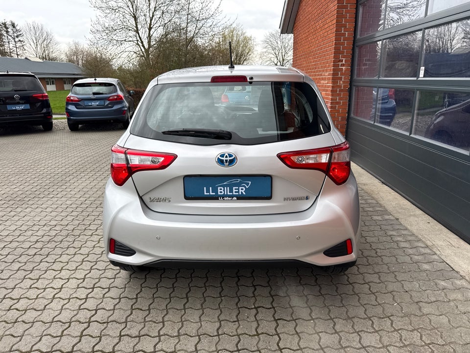 Toyota Yaris 1,5 Hybrid H2 Limited e-CVT 5d