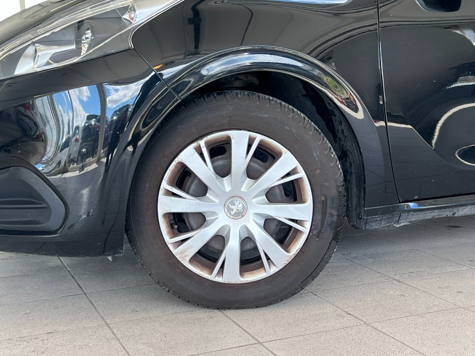 Peugeot 208 1,2 PureTech 82 Active 5d