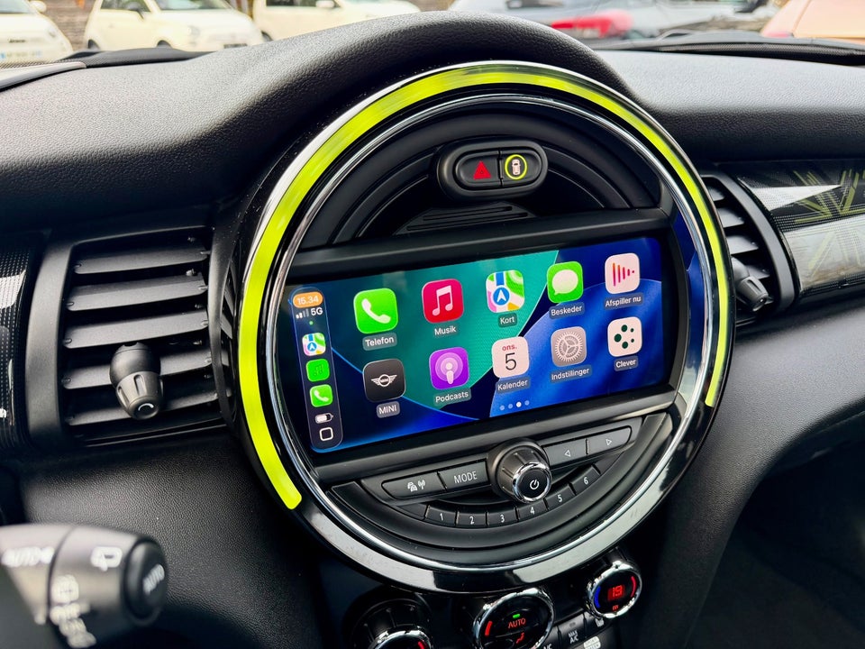 MINI Cooper SE Maximise 3d